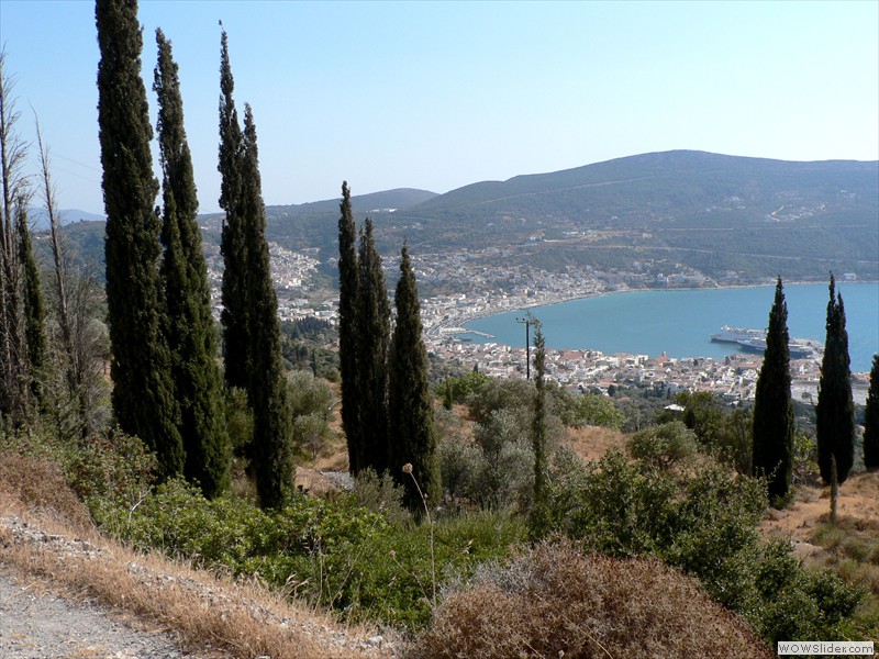 Blick von Profitis Ilias auf Samos-Stadt