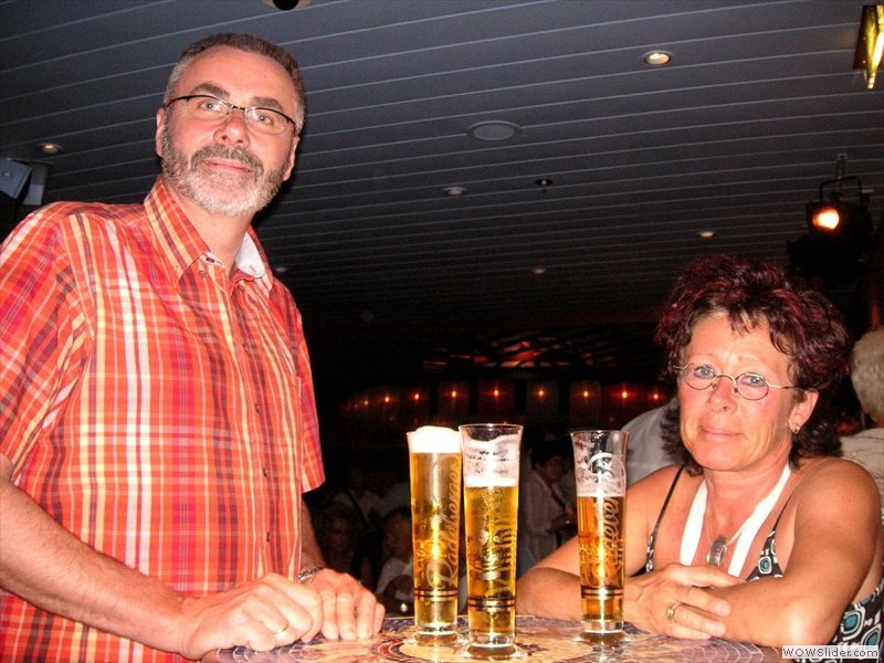 Abends in der Nightfly-Bar: Gerd und Regina