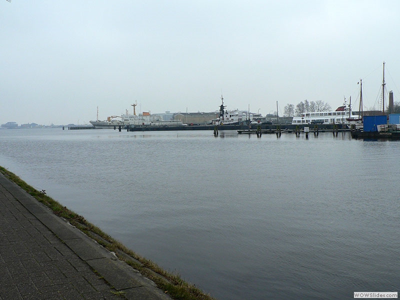 Am Hafen in Wilhelmhaven