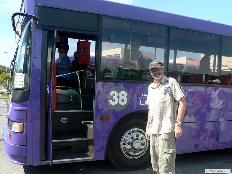 Der Linienbus, wieder in Muara