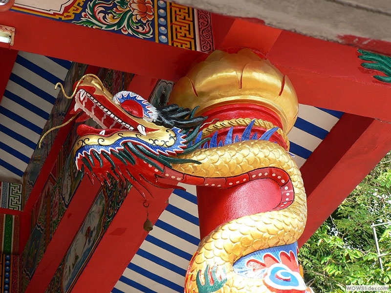 Am Tempel San Chao Pho Kao Yai