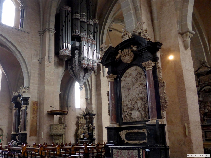 Im Dom die Orgel
