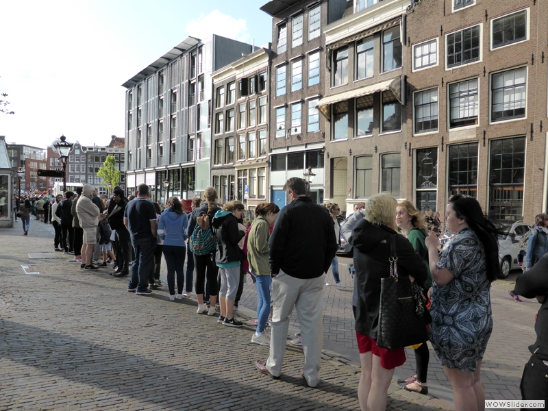 Die Warteschlange zum Anne-Frank-Haus