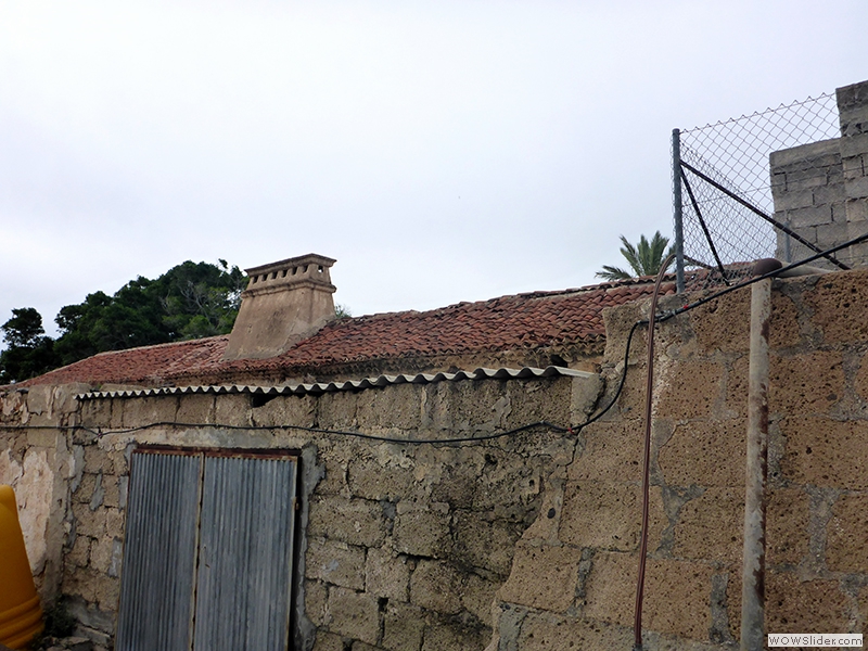 Blick auf eine Ruine der Casa Fuerte