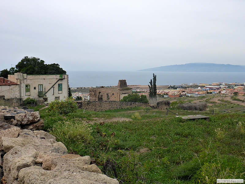 Blick auf Ruinen der Casa Fuerte
