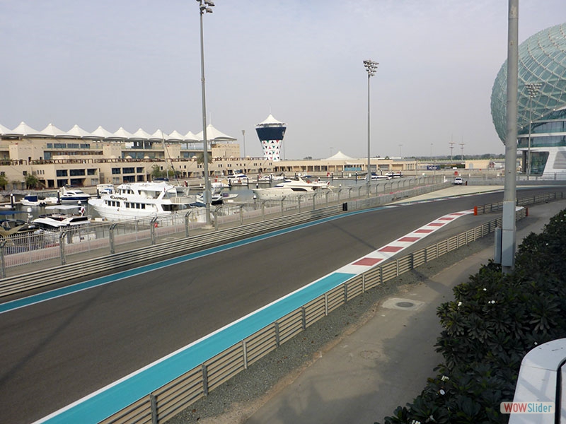 An der Formel 1 Rennstrecke Yas Marina Circuit