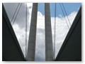 Rouen
Die Brücke hat eine Höhe von 86 Metern