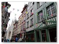 Stadtrundgang durch Rouen
Viele Straßen waren mit Fähnchen geschmückt