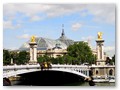 Stadtrundfahrt
Blick über die Brücke Pont Alexandre III zum Petit Palais