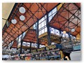  Stadtrundgang - Markthalle
Blick zur Decke mit der Eisenkonstruktion