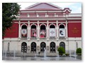 Stadtrundgang
Das Opernhaus
