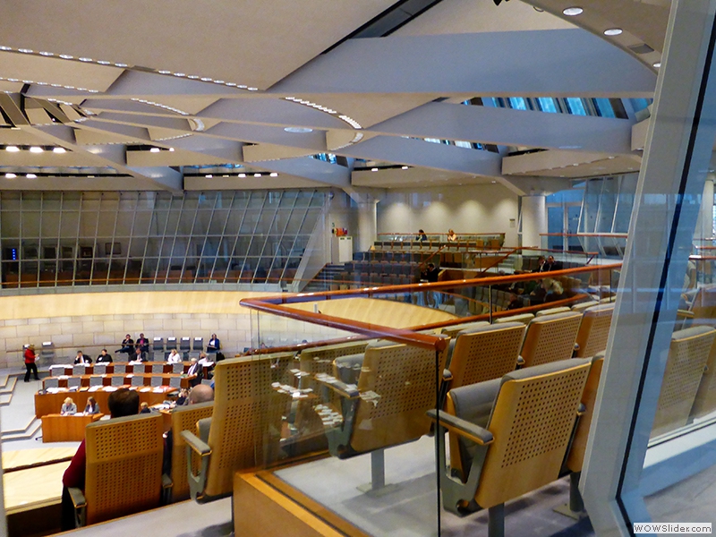 Blick in den Plenarsaal